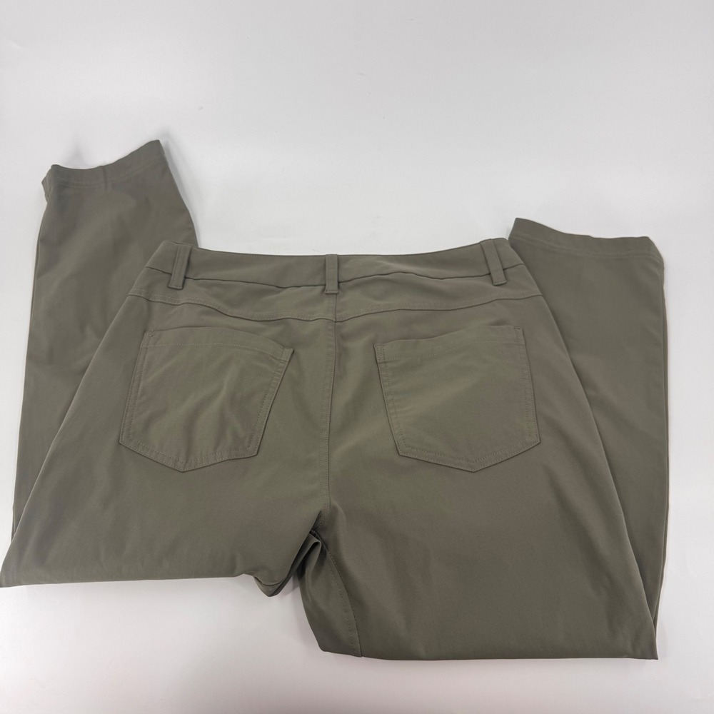 Quince Mens 5-Pocket Ultra-Stretch Tech Chino Pants Olive Green 30x23 - Picture 8 of 10